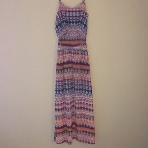 NWOT Tribal maxi dress